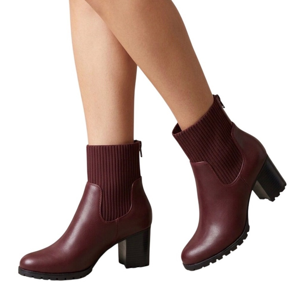 Easy Street Burgundy Knit Sock Ankle Boots Block Heel Size 9M